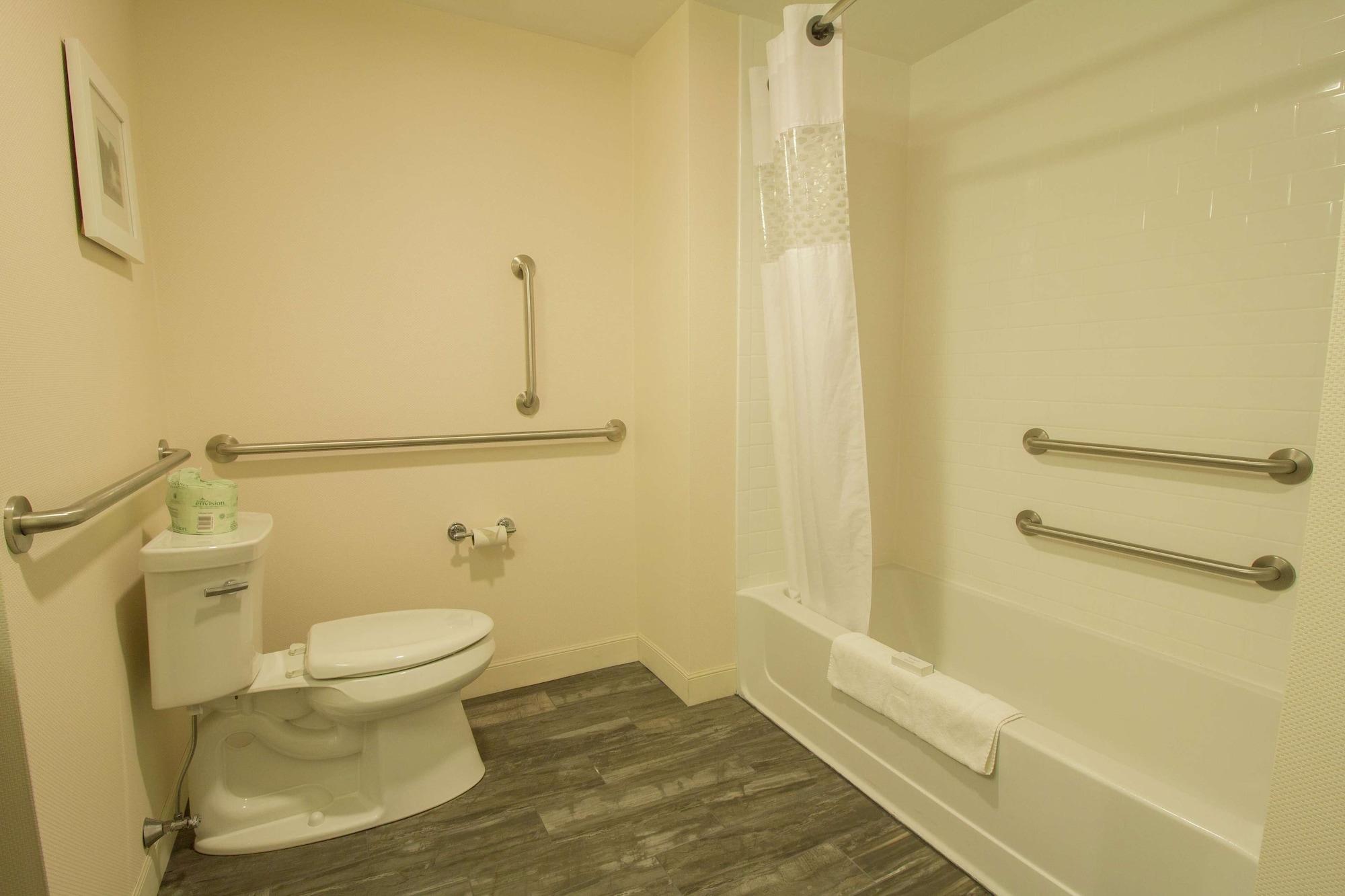 Hampton Inn & Suites Cazenovia, Ny Εξωτερικό φωτογραφία